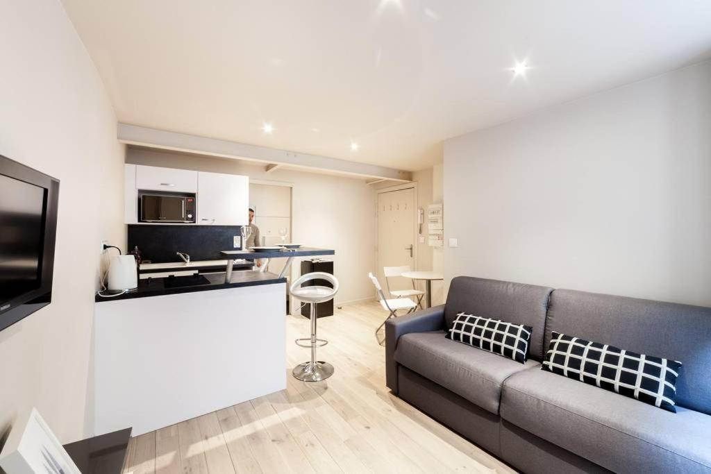 Studio Parfaitement Equipe - Metro Cordeliers Ail Lyon Luaran gambar